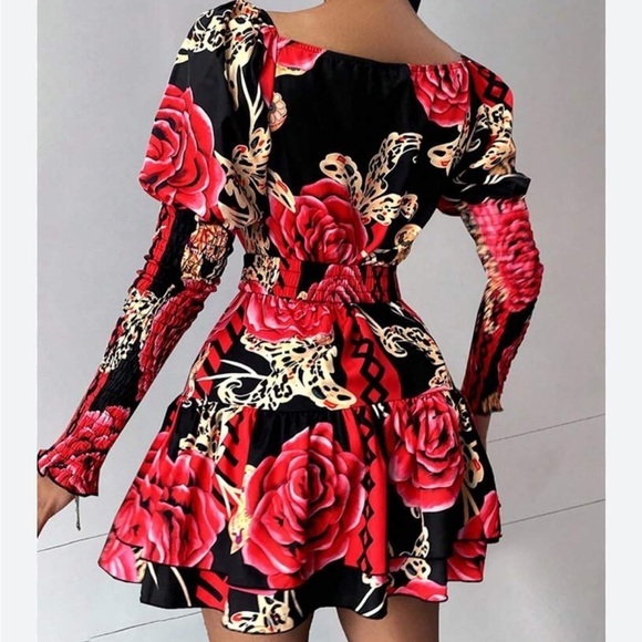 V Neck Puffed Sleeve Black Dress with Cinched Waist Size Medium - Picture 2 of 7